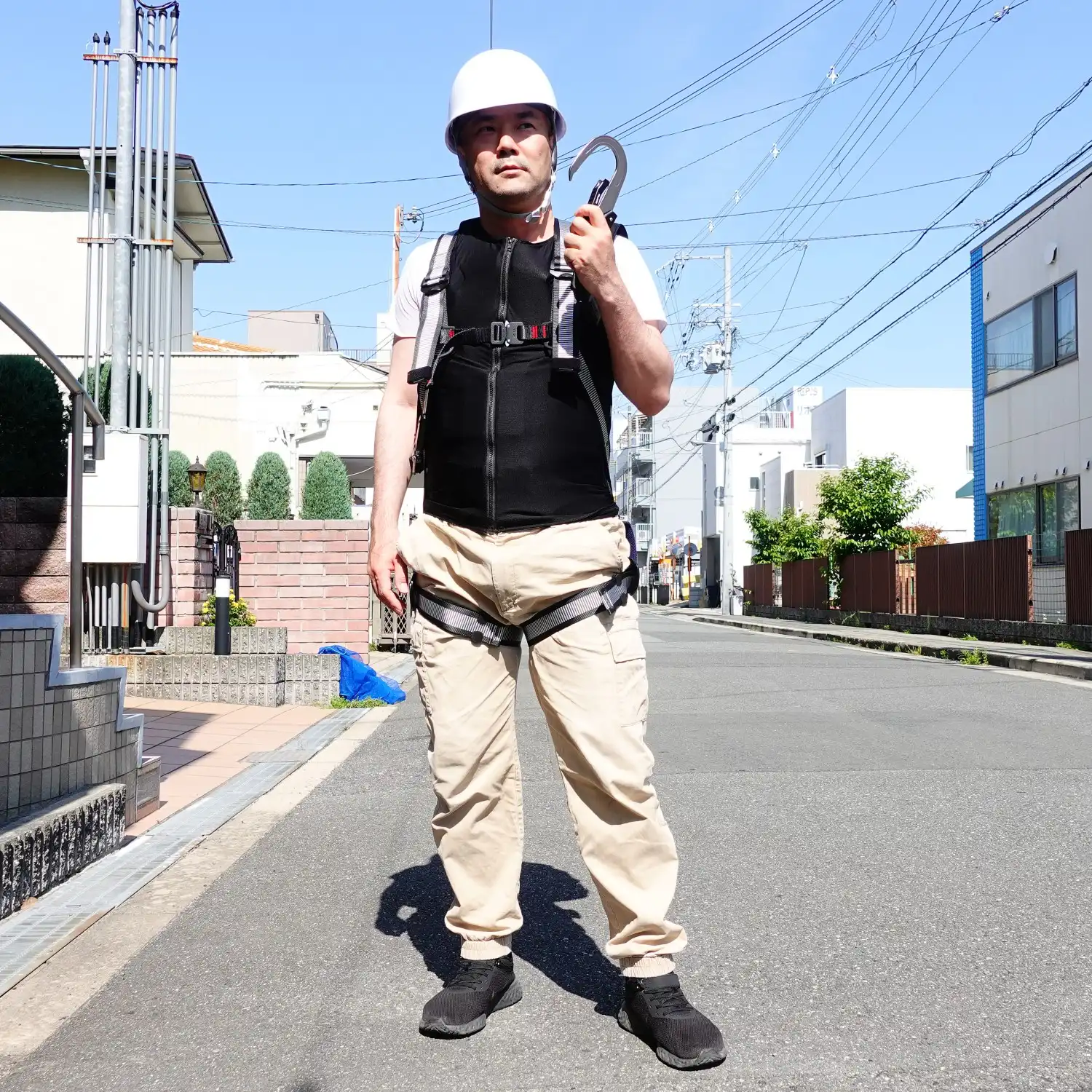 義務化されたフルハーネスでも使える水冷服